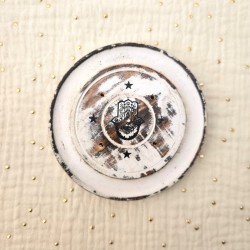 Porte-encens rond en bois blanchi Main de Fatma (Hamsa)